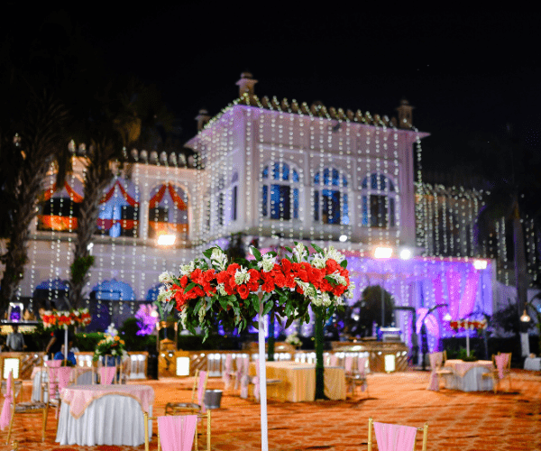 Kings Lawn Carlton Hotel Lucknow